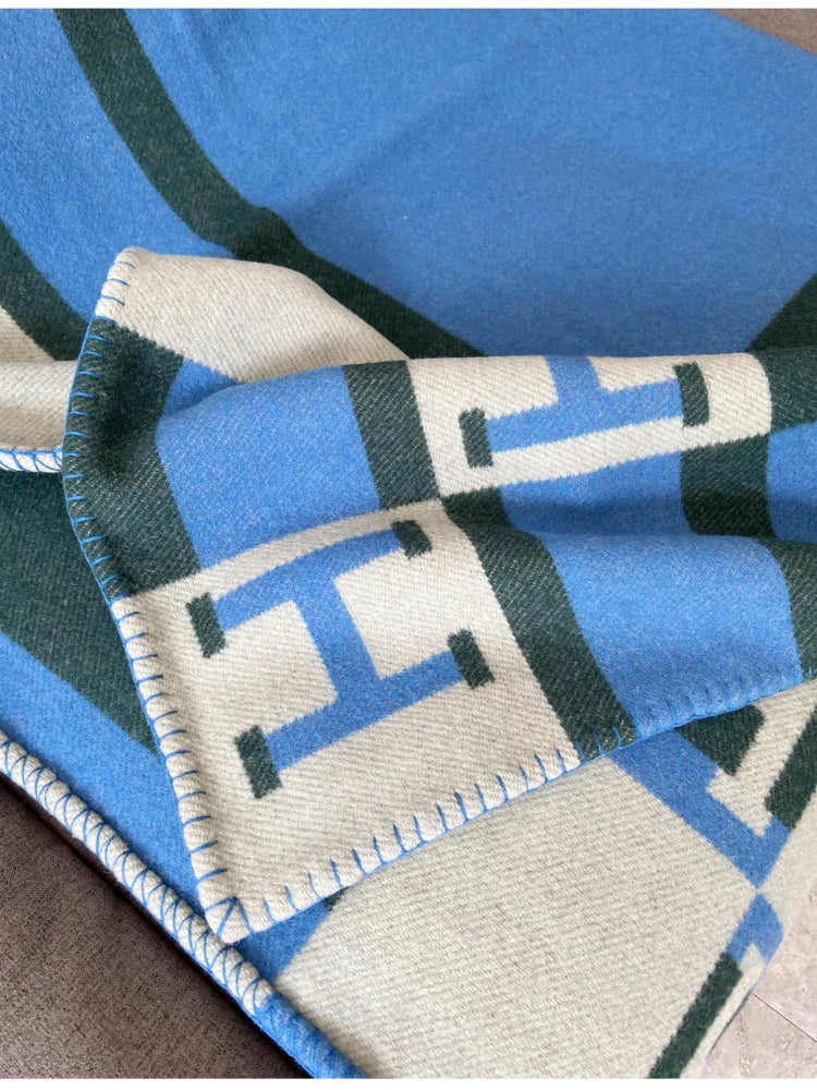 Wool H Letter Wool Blanket Winter