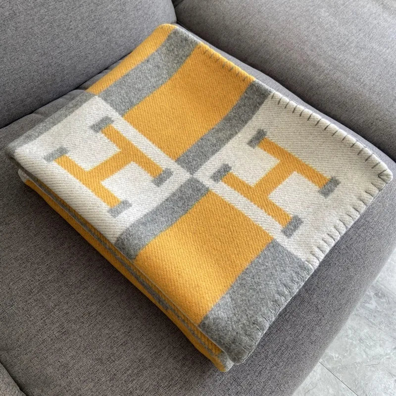 Wool H Letter Wool Blanket Winter